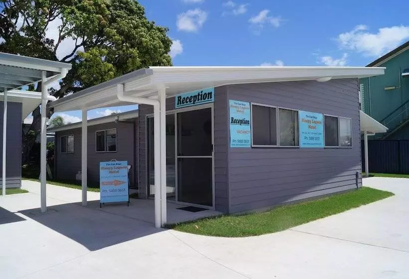 Tin Can Bay S Sleepy Lagoon Motel