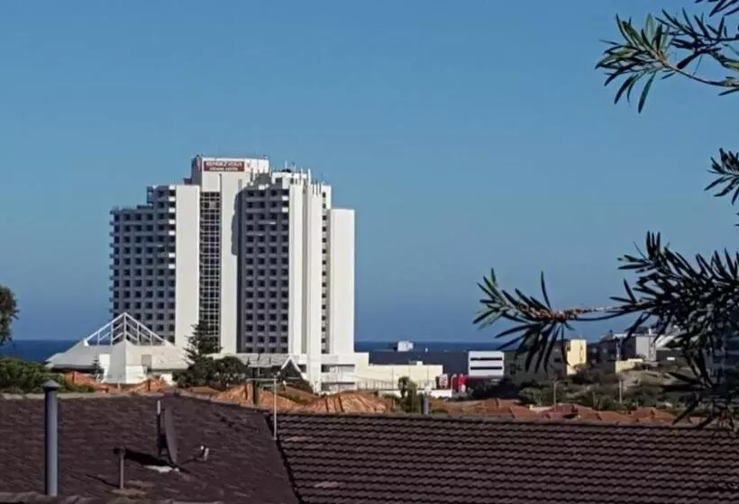 Acacia Holiday Or Business Stay   Quiet Location