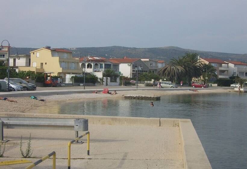 Apartments Villa Erik