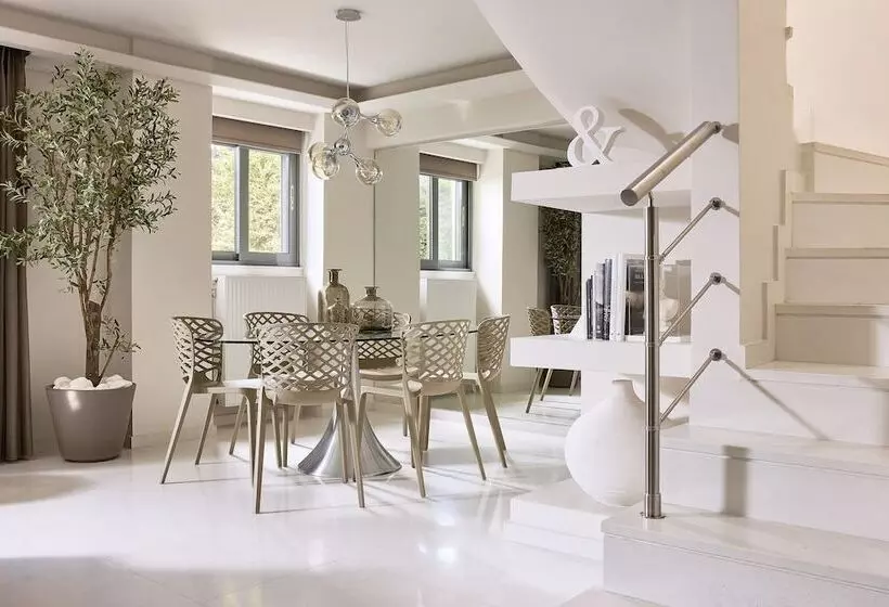 Elaia Luxury Condo Glyfada