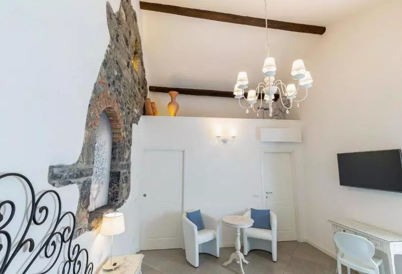 簡易ホテル Casa Contrada Bella