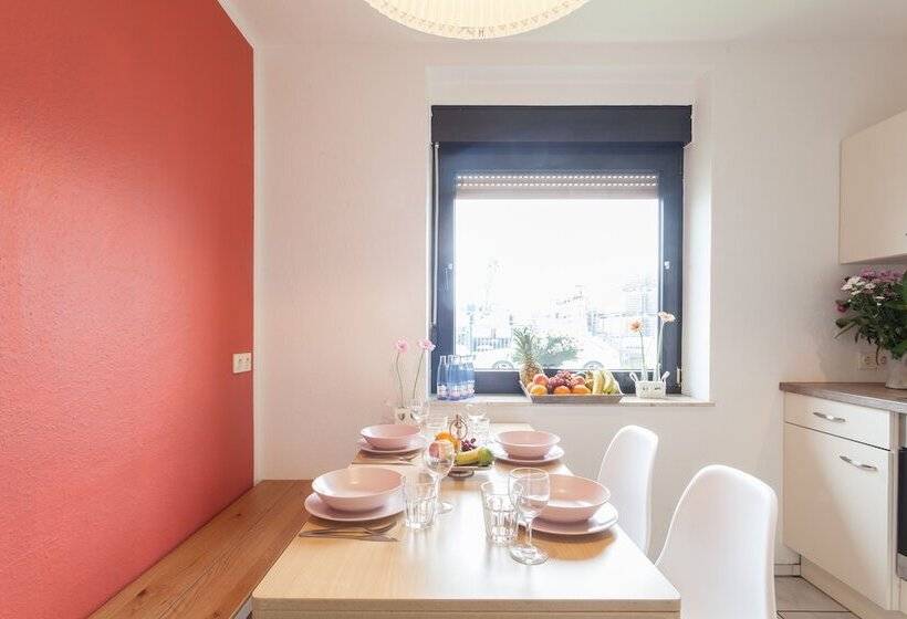 Hostel 2 Hannover Laatzen