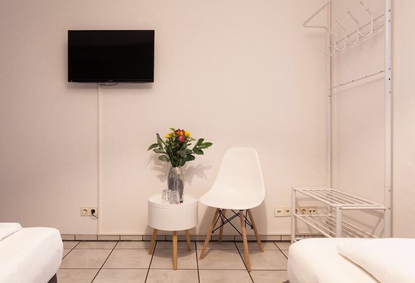 Hostel 2 Hannover Laatzen