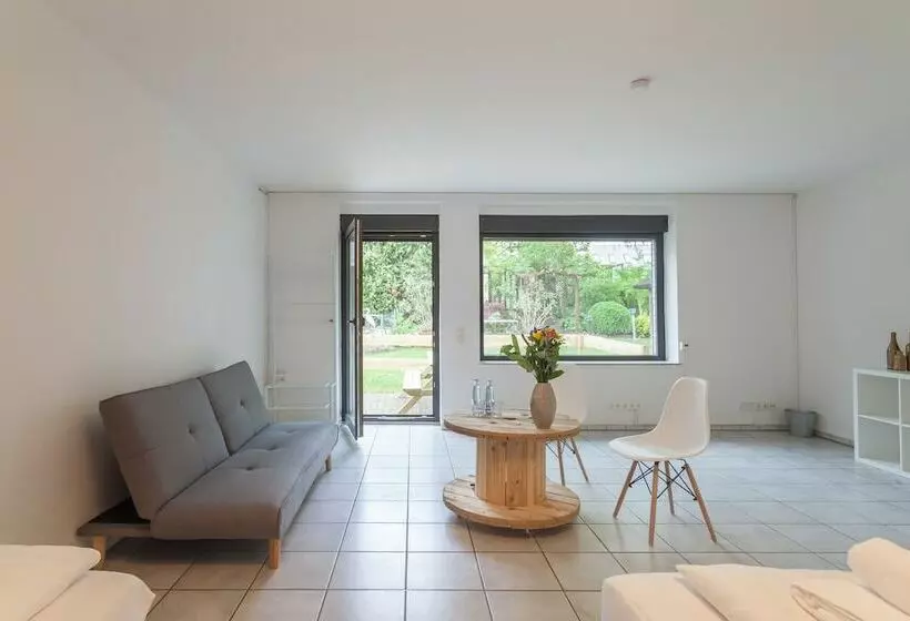 Hostel 2 Hannover Laatzen