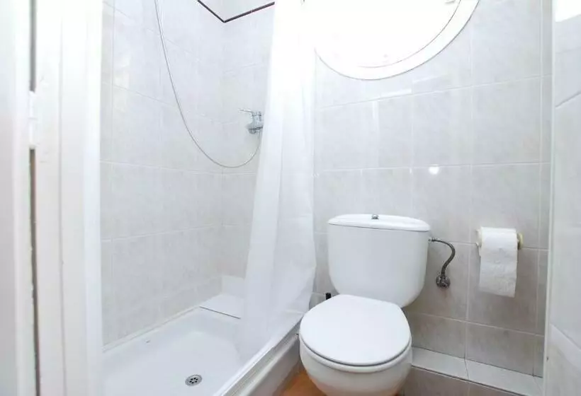 La Casa Del Pi · La Casa Del Pi · House In The City, Next To Barcelona And Beach