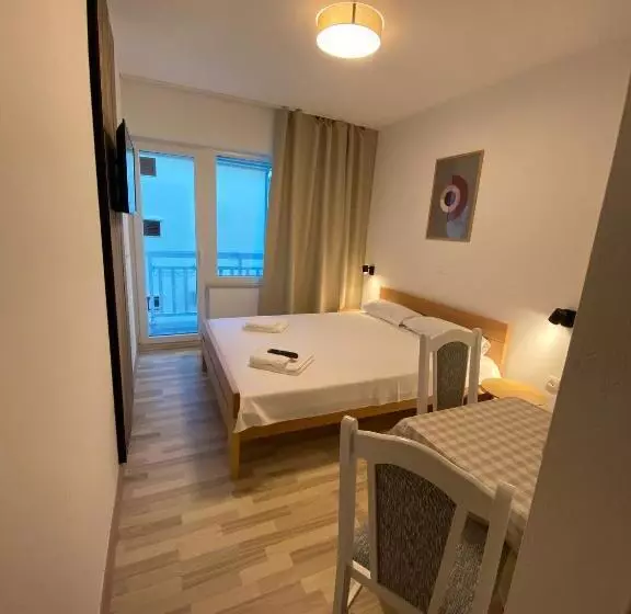 Majatalo Apart Pansion Promajna