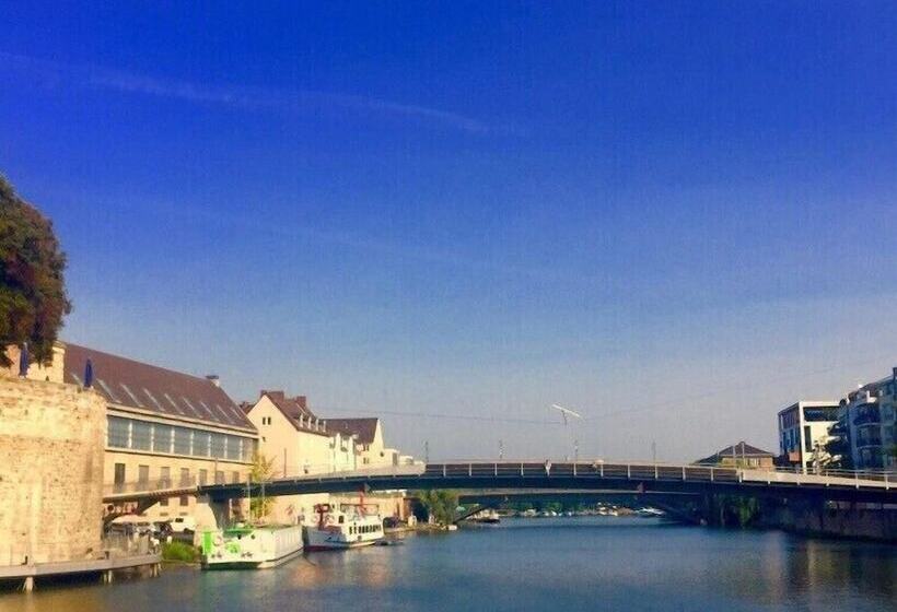 Pensão Gästezimmer Am Weinberg