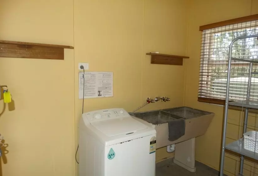 Tuckers Rocks Cottage