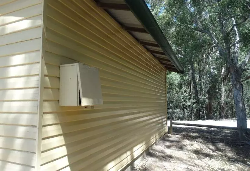 Tuckers Rocks Cottage