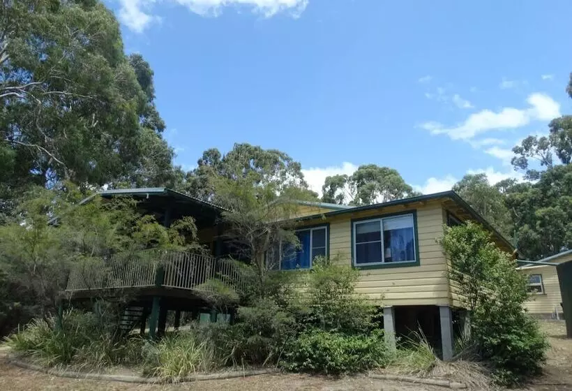 Tuckers Rocks Cottage