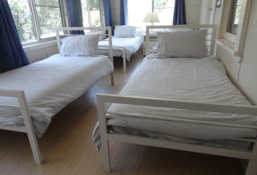 Tuckers Rocks Cottage