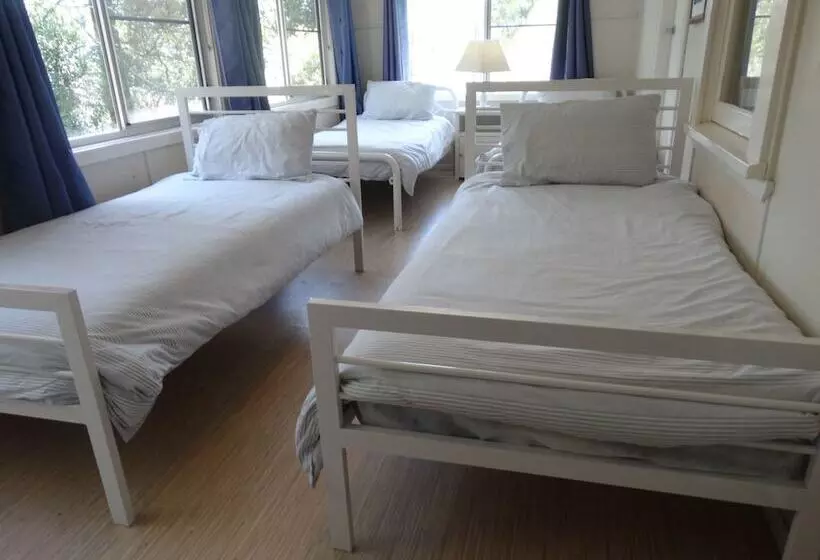 Tuckers Rocks Cottage