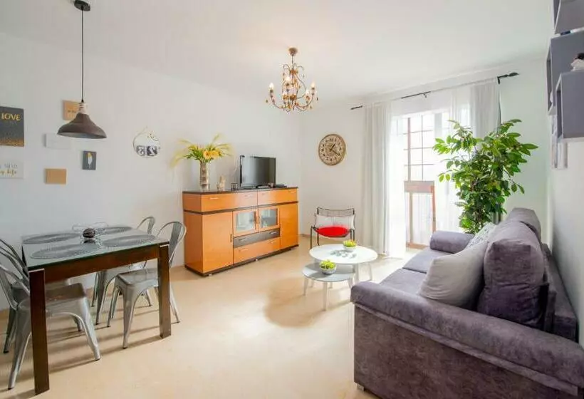 Apartamento Turístico La Vega