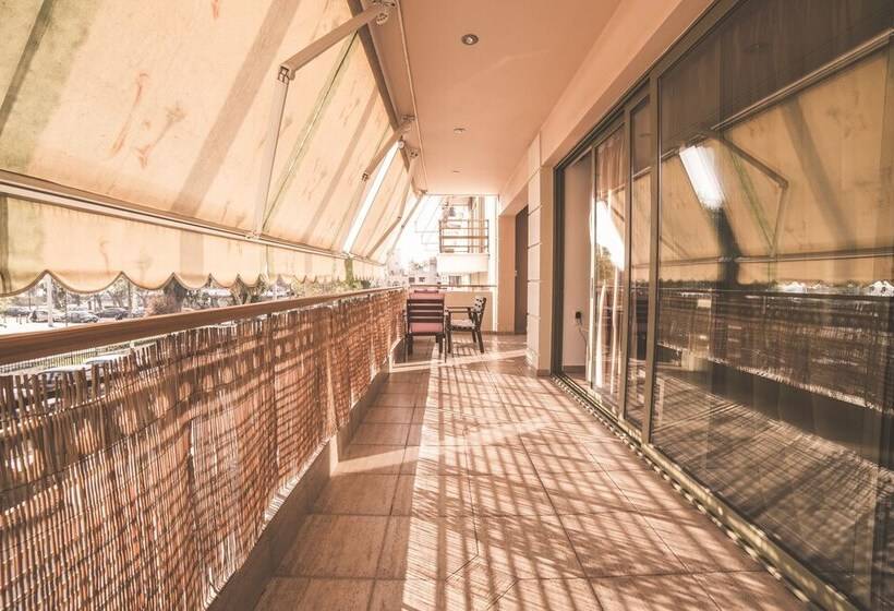 Nefeli City Apartments