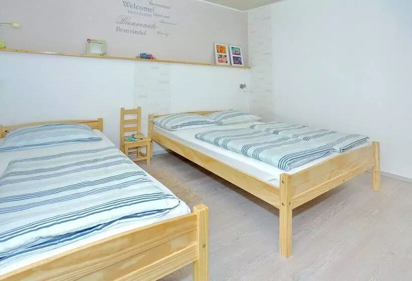 Old Town Rooms   Koludraska Street