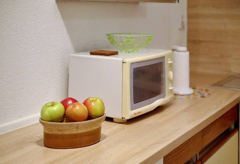 Old Town Rooms   Koludraska Street