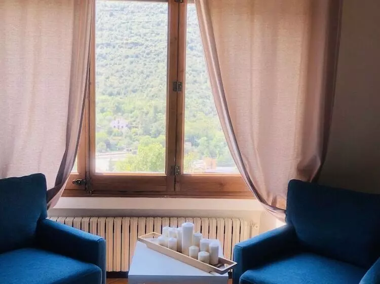 ペンション Casa Les Pomeretes