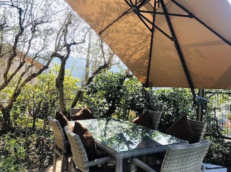 ペンション Casa Les Pomeretes