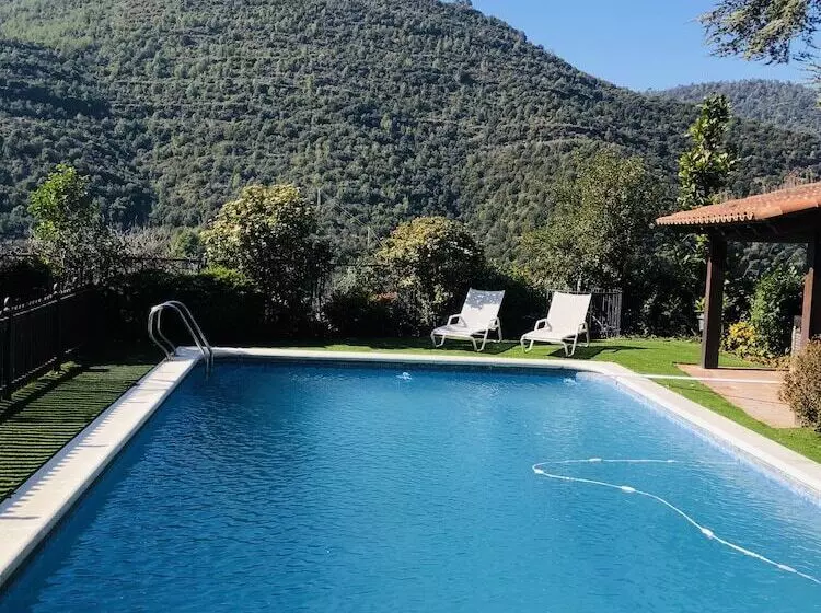 ペンション Casa Les Pomeretes