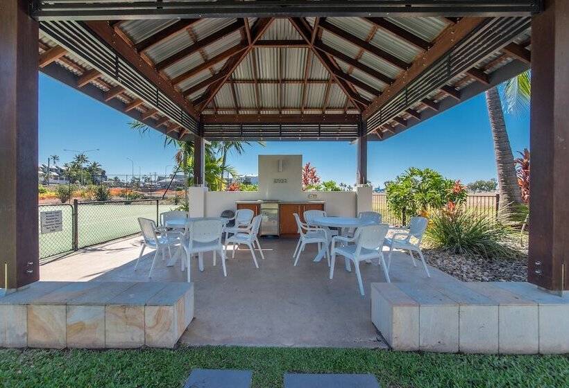 Marina Dreams Airlie Beach