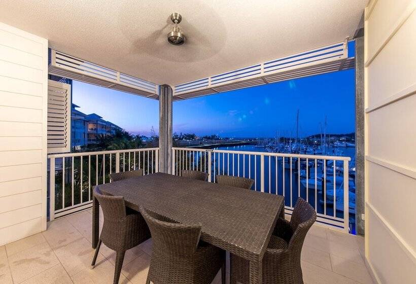 Marina Dreams Airlie Beach