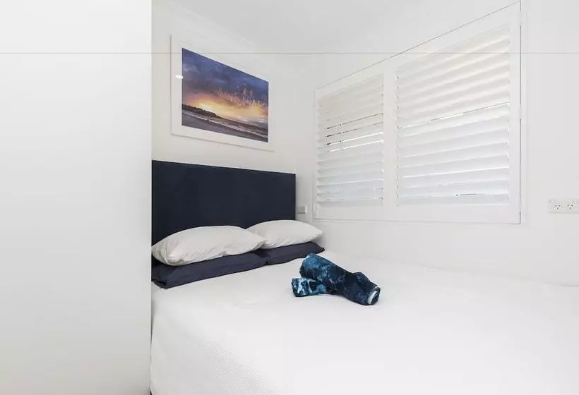Bondi Beach Spacious Apt, Car Space, Ac And Netflix