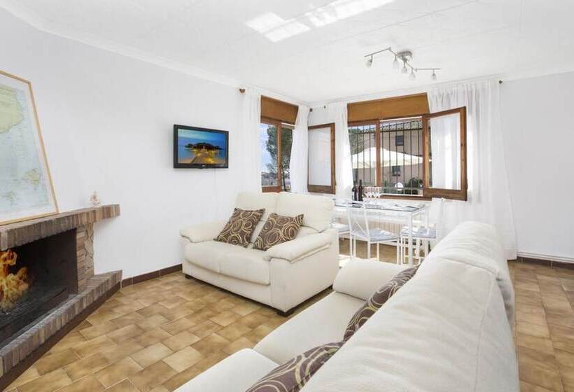 104665 Villa In Lloret De Mar