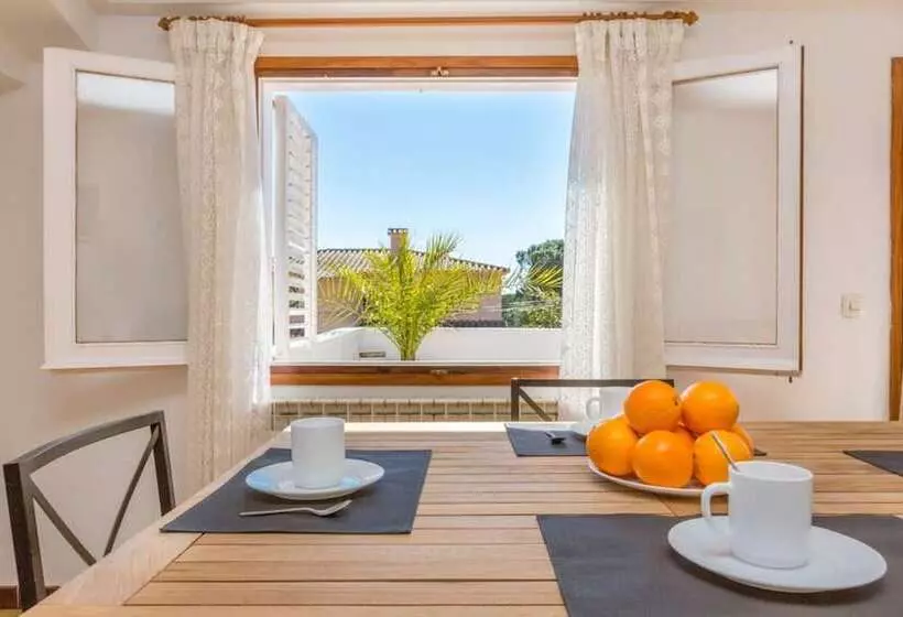 104665    Villa In Lloret De Mar