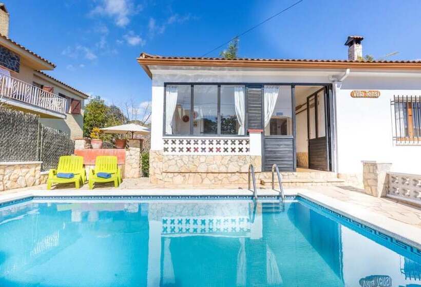 104665 Villa In Lloret De Mar