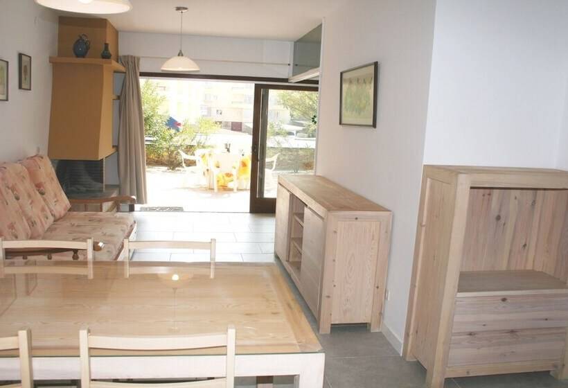 104691    Apartment In Pals