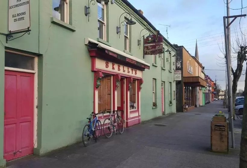 ユースホステル Skellys