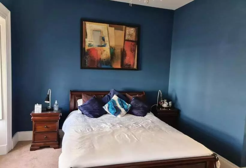 ユースホステル Skellys