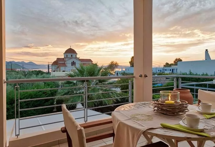 Elegant Maisonette Garden Near Beach