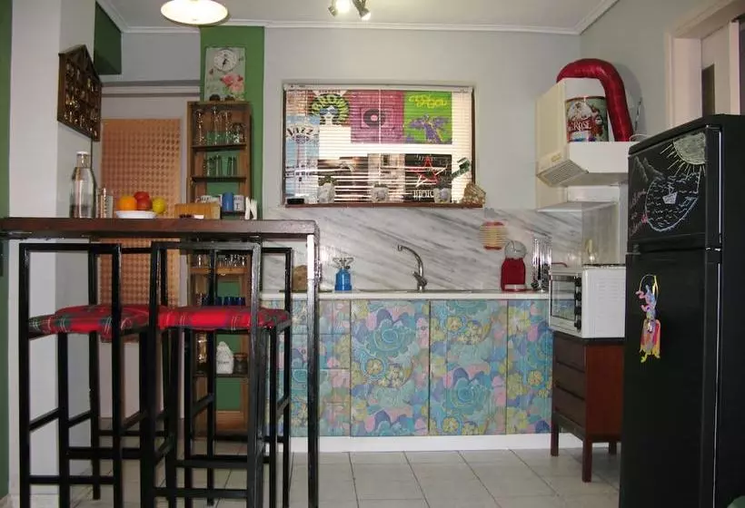 Handmade Apartment. A Step To City Center & Beach