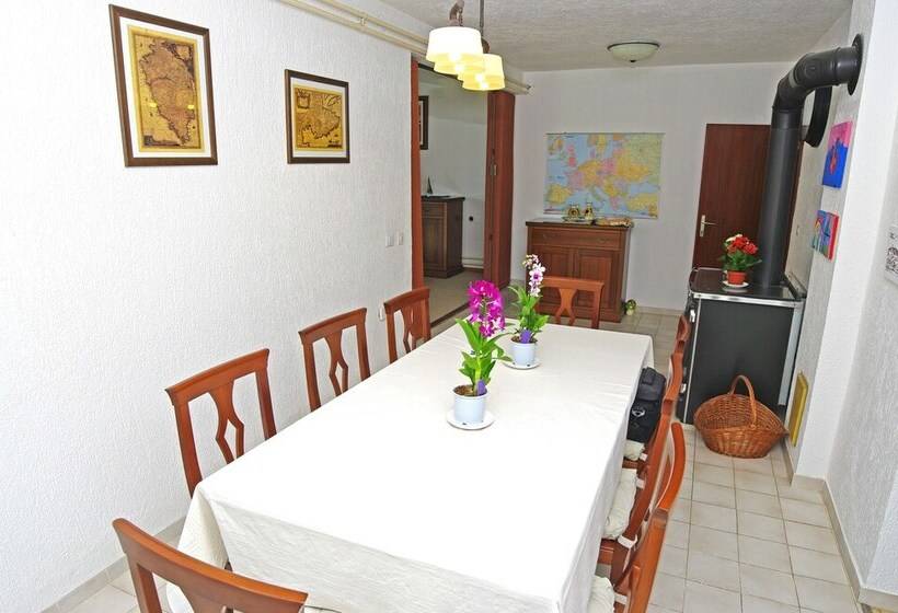 Kuntrada 45 With Heated Pool And Kids Pool