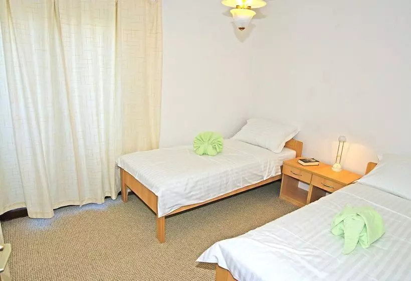 Kuntrada 45 With Heated Pool And Kids Pool