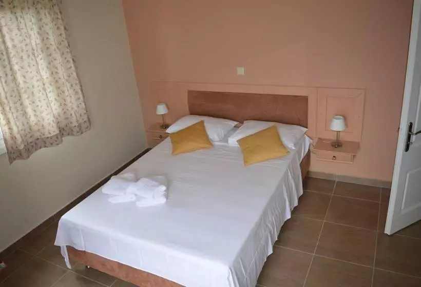 Mel S Apartments