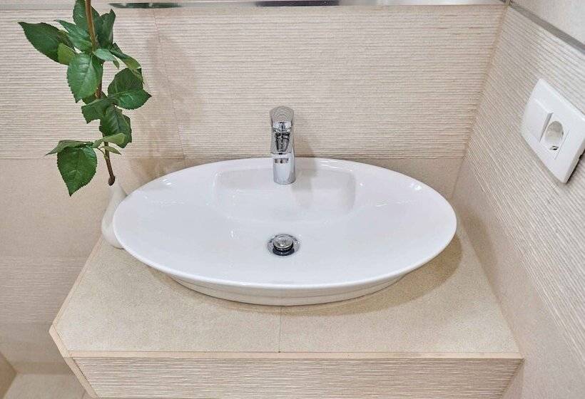 Pensão Best Location Rooms