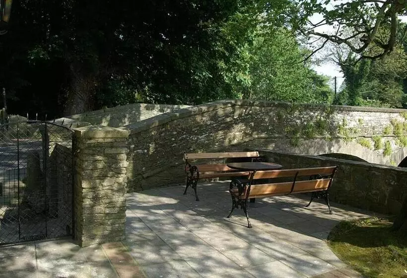 Majatalo Flynns Of Termonfeckin Boutique