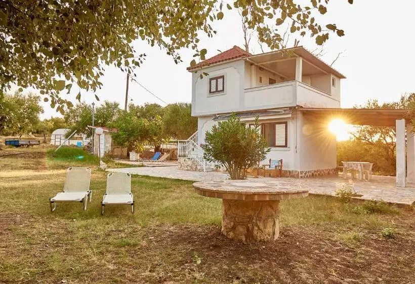Villa Rania / Zante Drosia