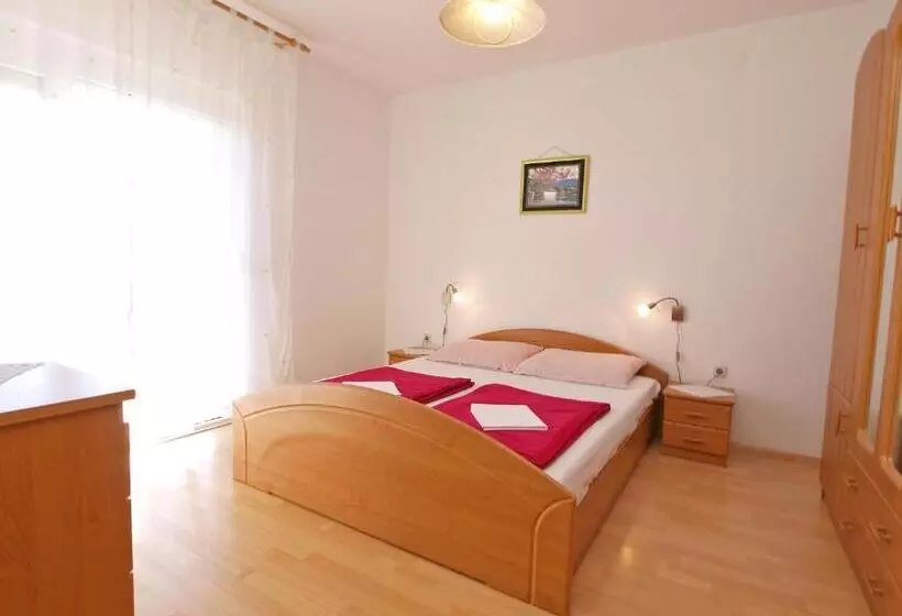 Apartments Silvana 143