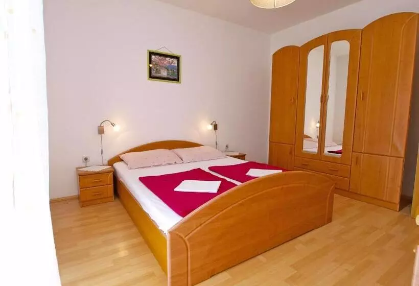Apartments Silvana 143