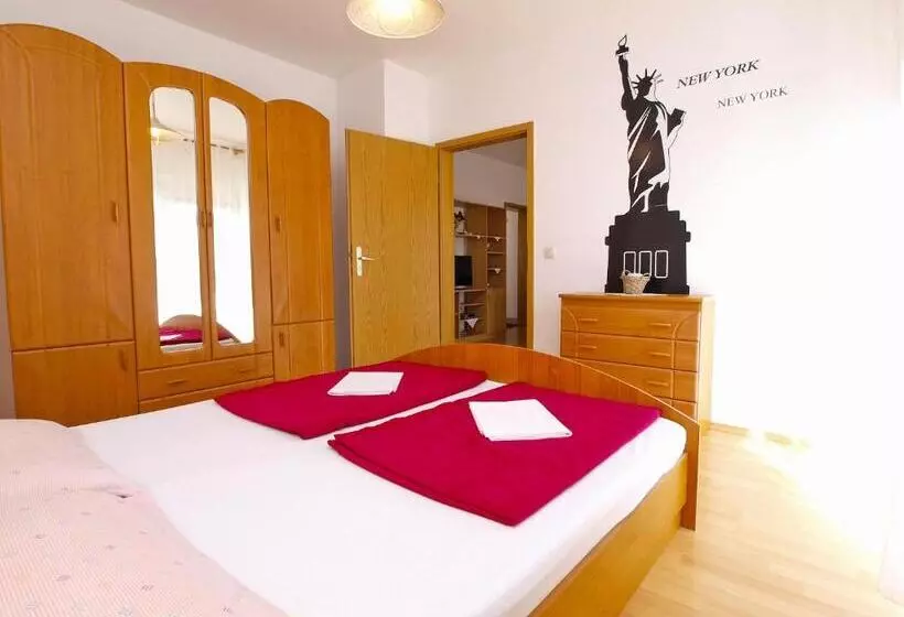 Apartments Silvana 143