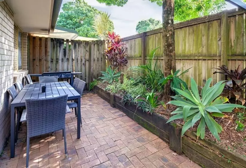 Growder Court 3   Coolum Beach Qld