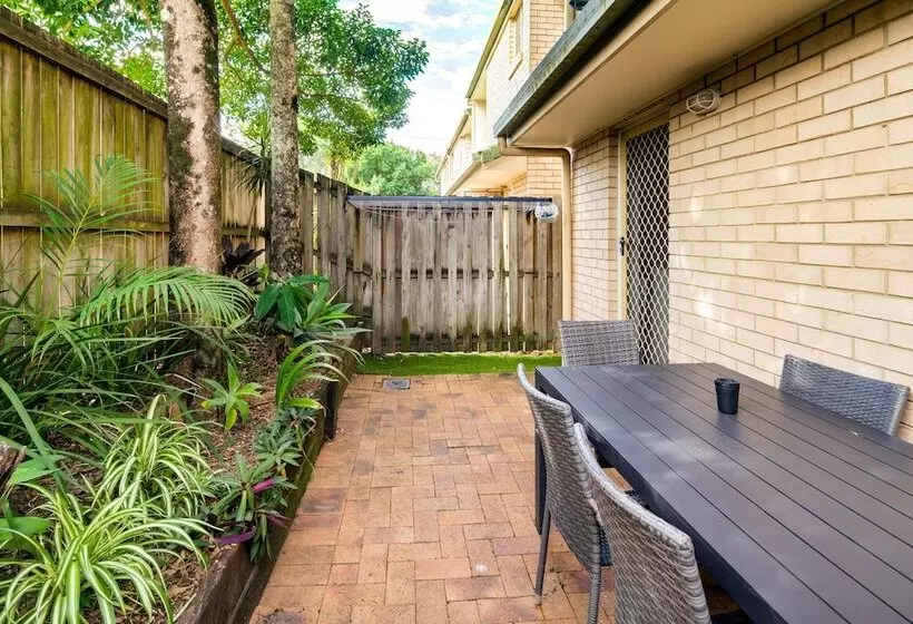 Growder Court 3   Coolum Beach Qld