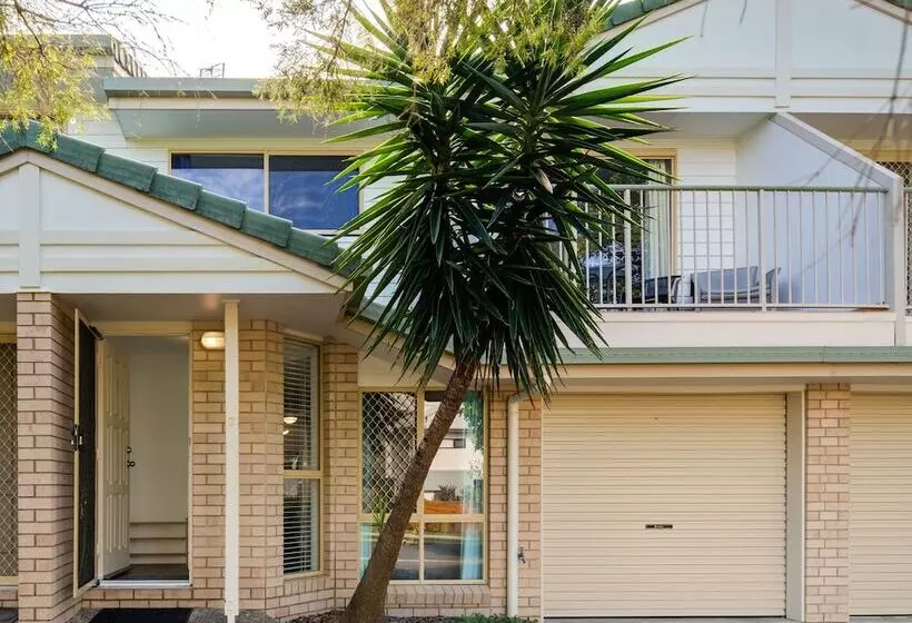 Growder Court 3   Coolum Beach Qld