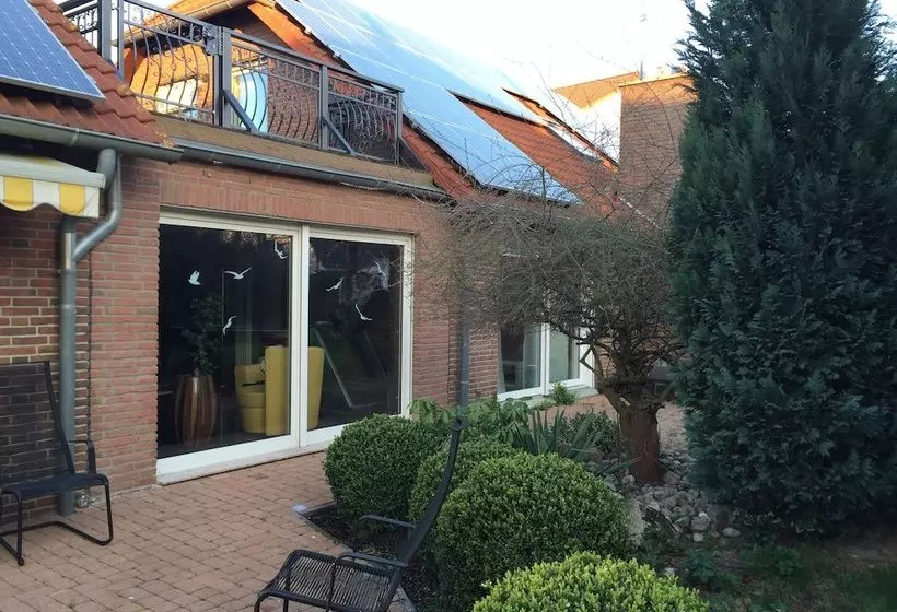 Modern House Gehrden Auf 2 Etagen, Nice Garten, Barbecue, Contactless Check In, Free Parking