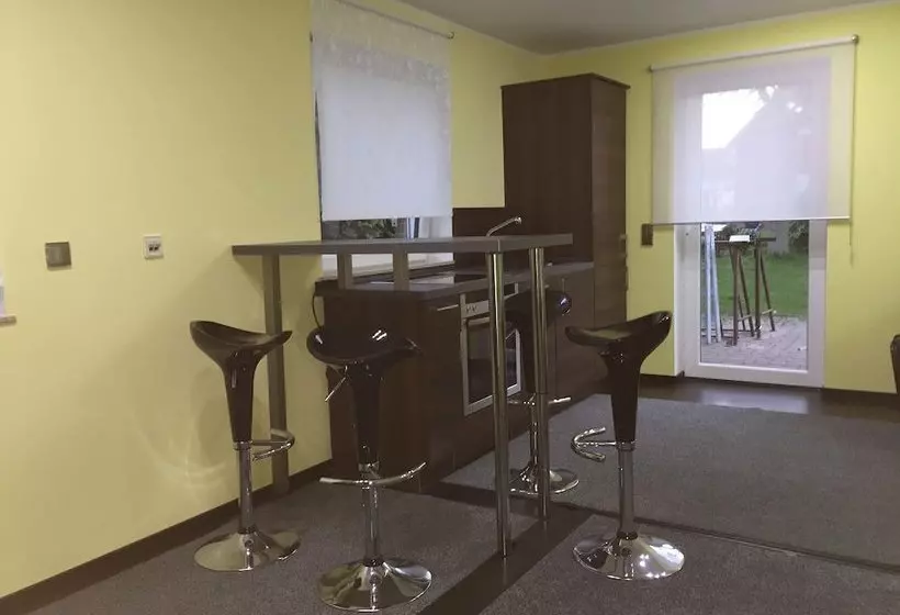 Modern House Gehrden Auf 2 Etagen, Nice Garten, Barbecue, Contactless Check In, Free Parking