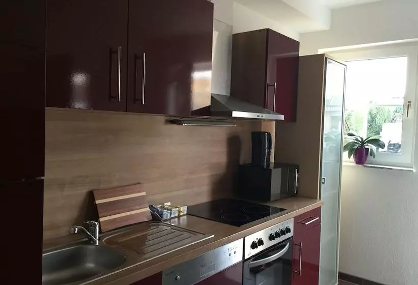 Modern House Gehrden Auf 2 Etagen, Nice Garten, Barbecue, Contactless Check In, Free Parking