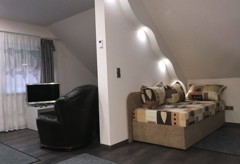 Modern House Gehrden Auf 2 Etagen, Nice Garten, Barbecue, Contactless Check In, Free Parking